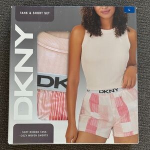 DKNY Cream and Pink Lounge Set